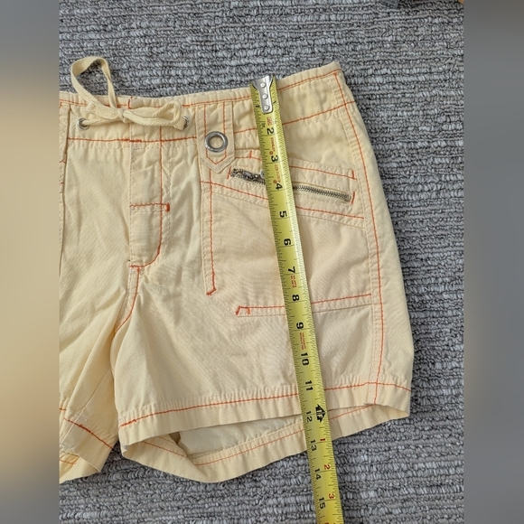 Point Zero Women's Yellow Cargo Shorts - Women's Size 7 - Picture 7 of 9
